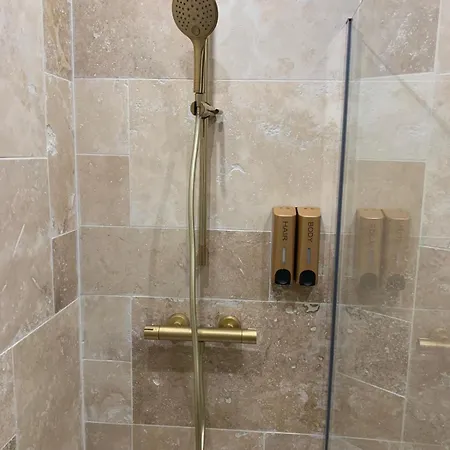 Toutankhamon Bed & Breakfast Solesmes (Nord)